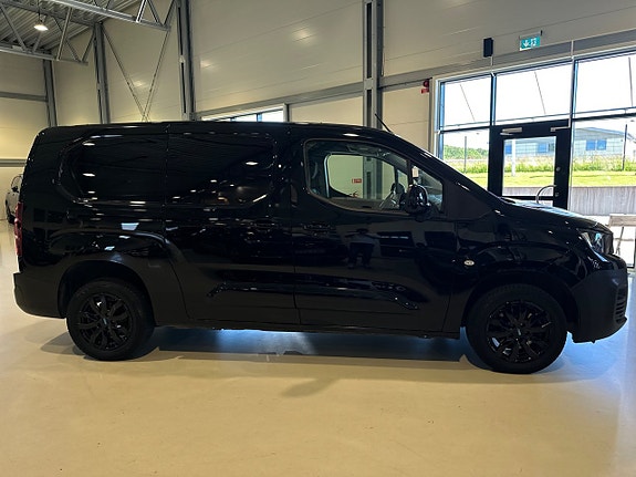 Peugeot Partner 3 of 5