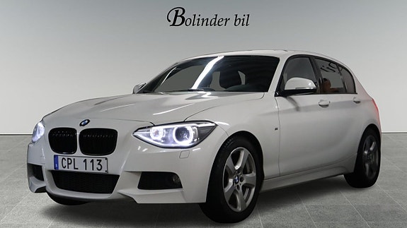 BMW 116i 3 of 5