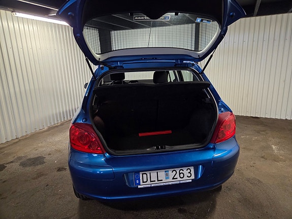 Peugeot 307 7 of 10