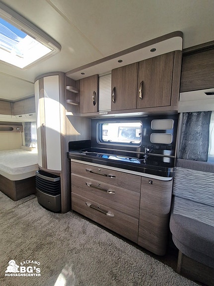 Hobby 560 LU PRESTIGE 3 of 6
