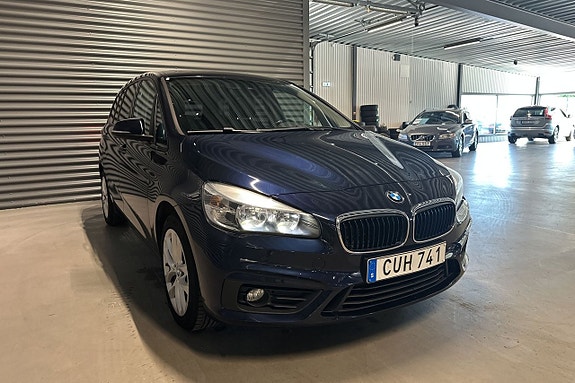 BMW 220d 3 of 22