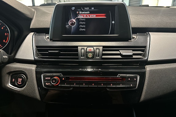 BMW 220d 13 of 22