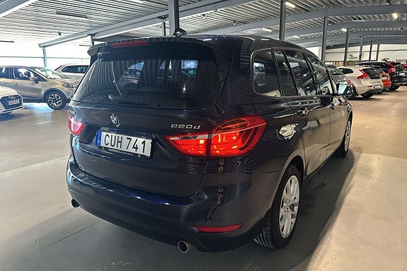 BMW 220d 4 of 22