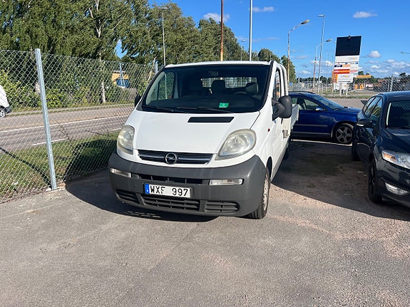 Opel Vivaro 5 of 28