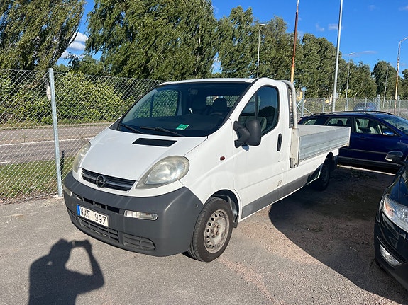 Opel Vivaro 11 of 28