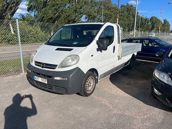 Opel Vivaro 4 of 28
