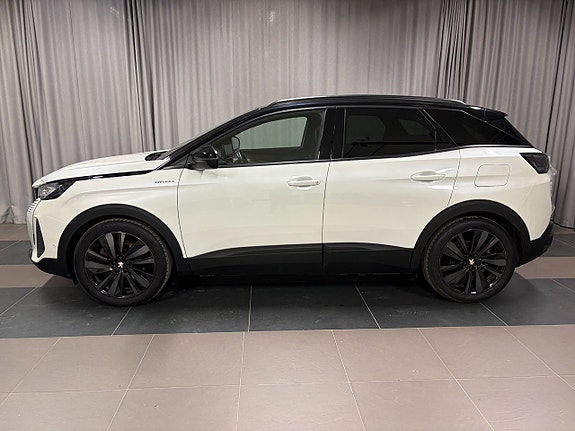 Peugeot 3008 2 of 5