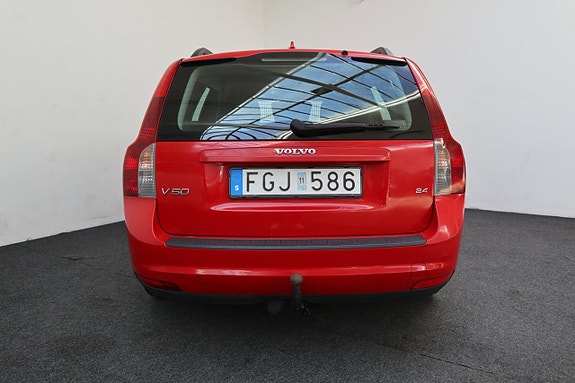 Volvo V50 9 of 21