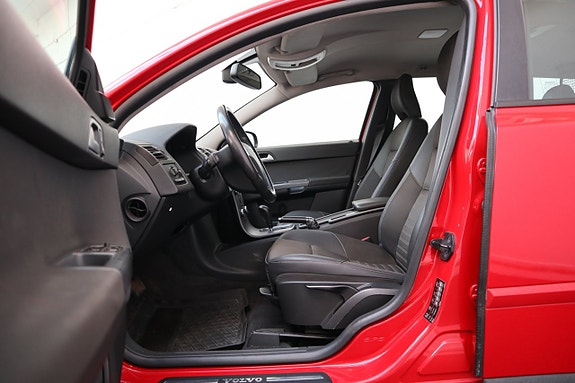 Volvo V50 10 of 21