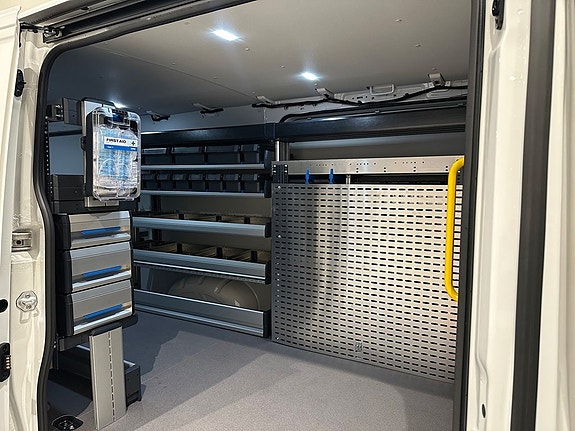 Volkswagen Crafter 3 of 5