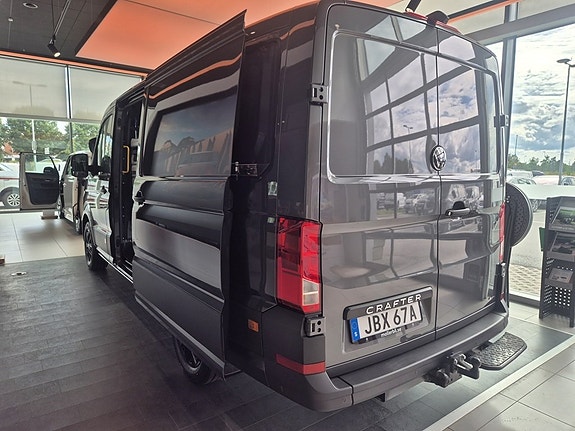 Volkswagen Crafter 2 of 5