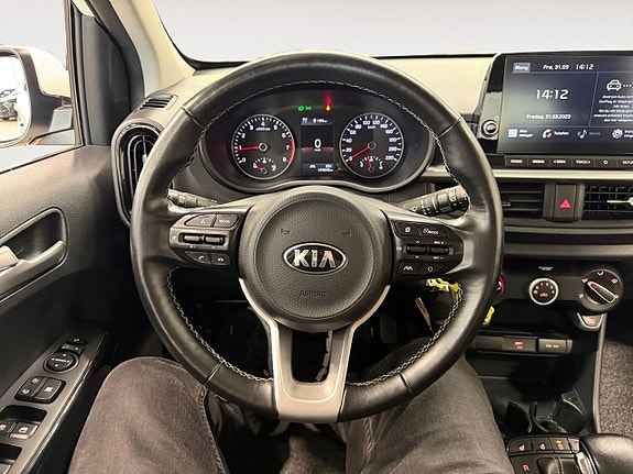 Kia Picanto 12 of 20