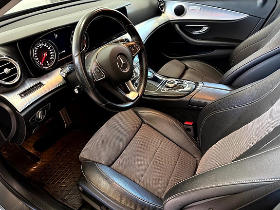 Mercedes-Benz E220 8 of 18