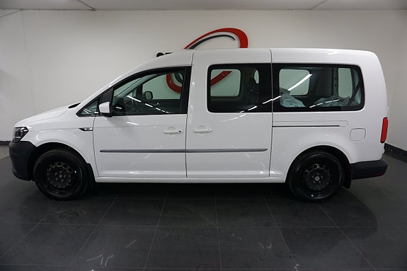 Volkswagen Caddy Maxi 2 of 5