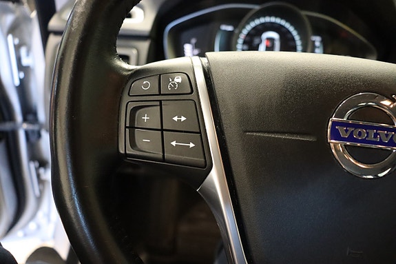 Volvo XC70 16 of 22