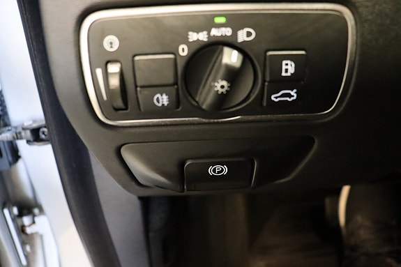 Volvo XC70 15 of 22