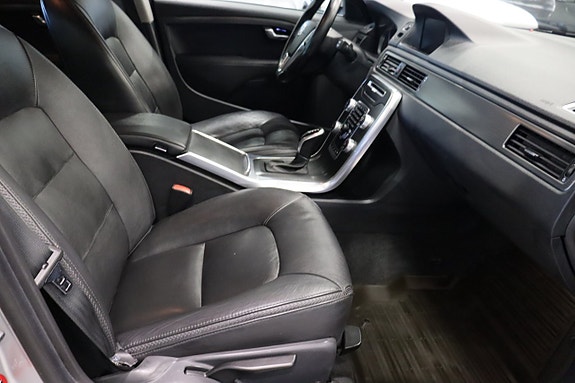 Volvo XC70 9 of 22