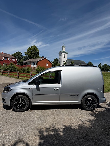 Volkswagen Caddy 3 of 5