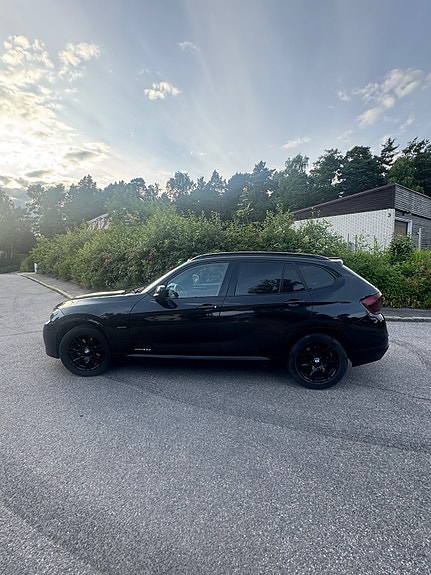 BMW X1 2 of 8