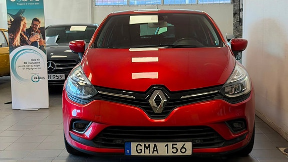 Renault Clio 2 of 5