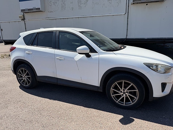 Mazda CX-5 2 of 5