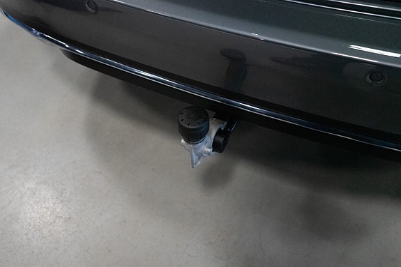 Mercedes-Benz C300 e 19 of 19
