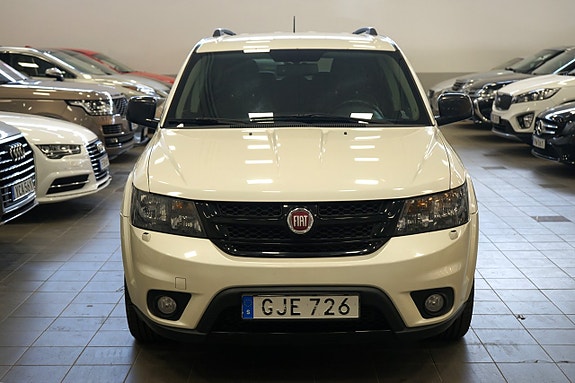 Fiat Freemont 3 of 21