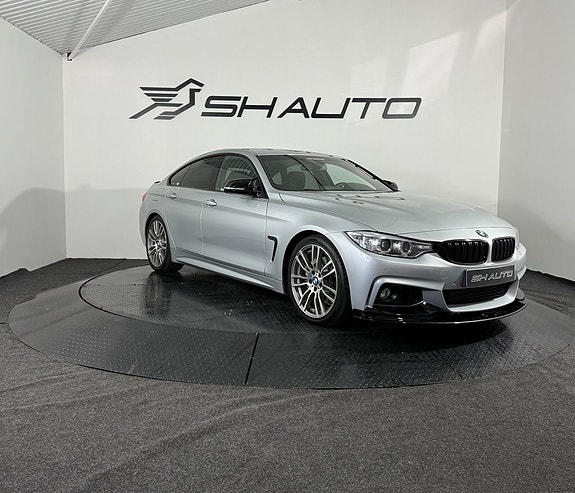 BMW 435i 4 of 5