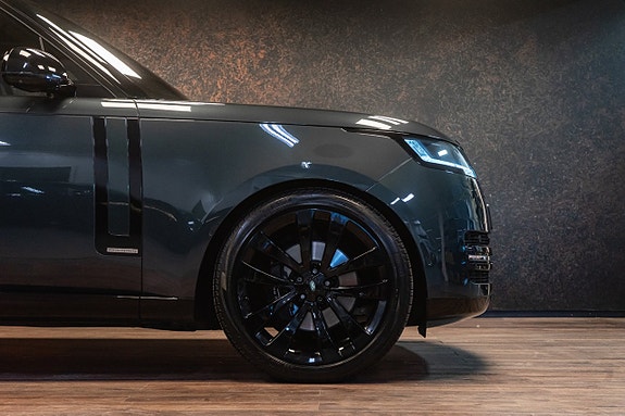 Land Rover Range Rover 5 of 5