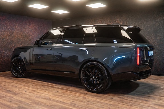 Land Rover Range Rover 7 of 27