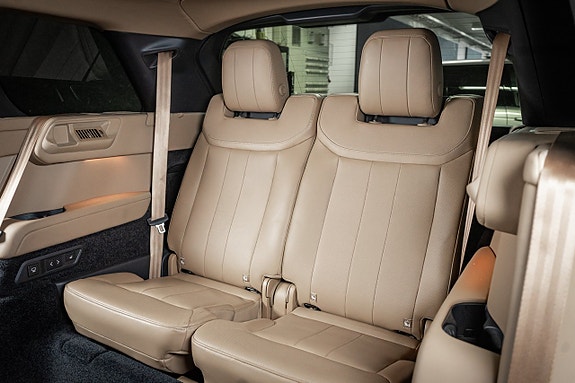 Land Rover Range Rover 27 of 27
