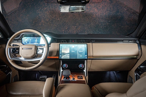 Land Rover Range Rover 22 of 27