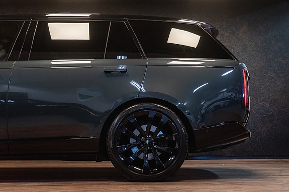 Land Rover Range Rover 11 of 27