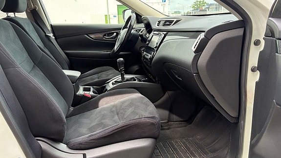 Nissan X-Trail 8 of 10