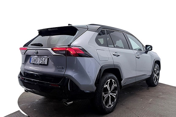Toyota RAV4 Plug-in Hybrid 6 of 30