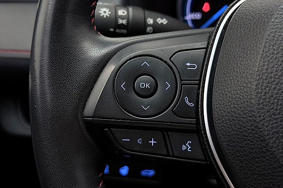 Toyota RAV4 Plug-in Hybrid 20 of 30