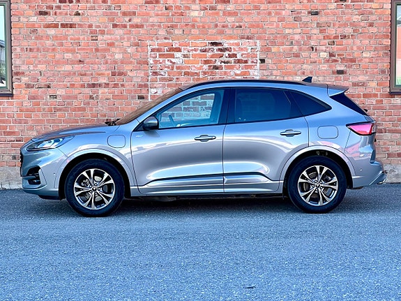 Ford Kuga 3 of 5