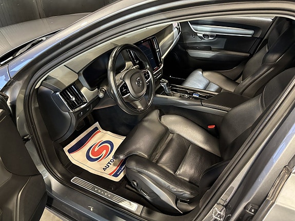 Volvo V90 7 of 27