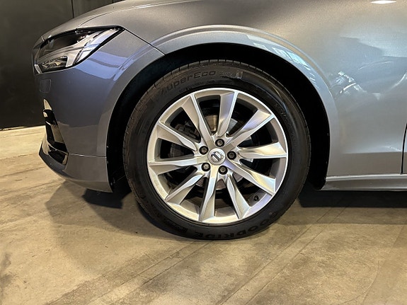 Volvo V90 24 of 27