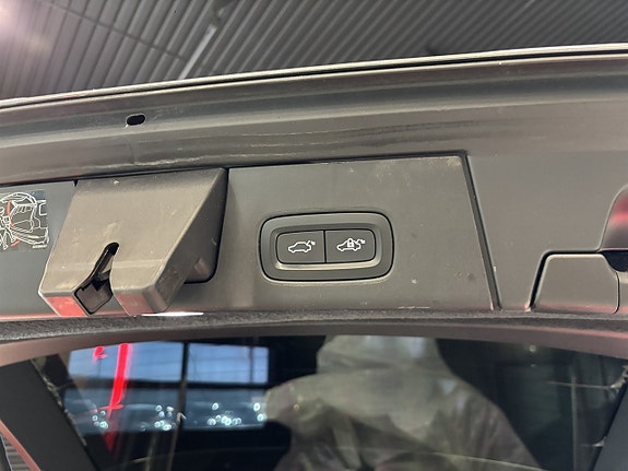 Volvo V90 22 of 27