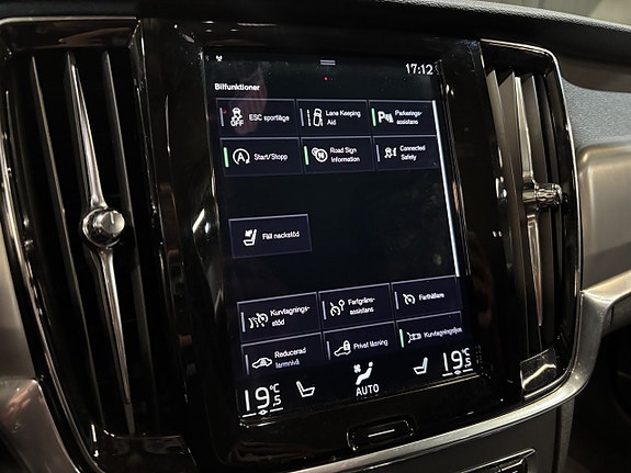 Volvo V90 15 of 27