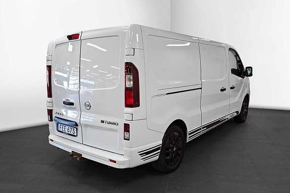 Opel Vivaro 4 of 5