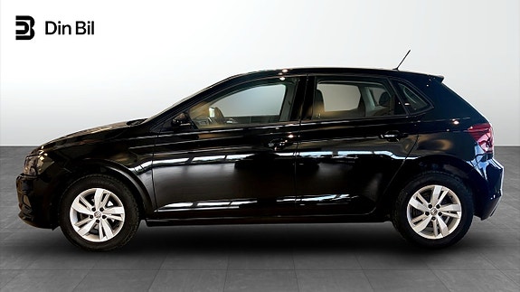 Volkswagen Polo 2 of 5