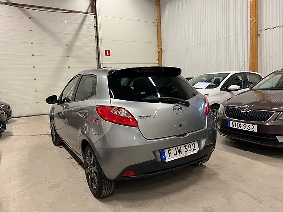 Mazda 2 5 of 5