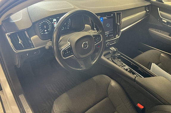 Volvo V90 7 of 18
