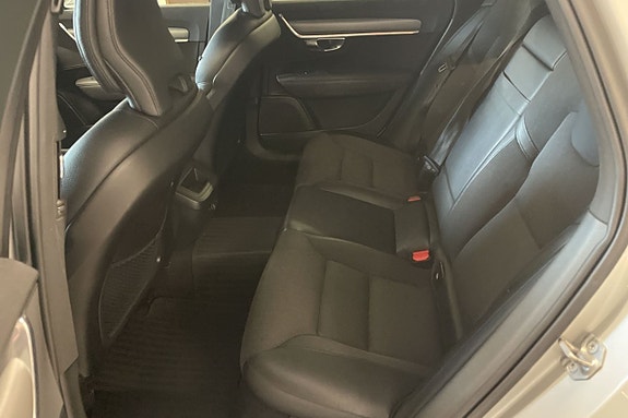 Volvo V90 15 of 18