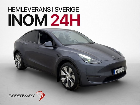 Tesla Model Y 4 of 30