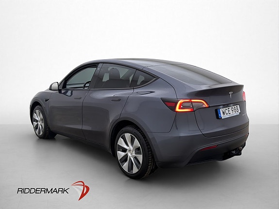 Tesla Model Y 5 of 30