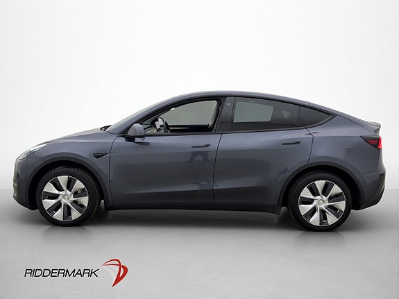 Tesla Model Y 3 of 30
