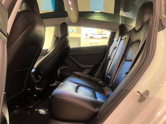 TESLA MODEL 3 325 ch BVA - Batterie LFP - Autonomie 448km - Attelage